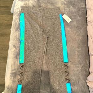 Girls workout capri leggings